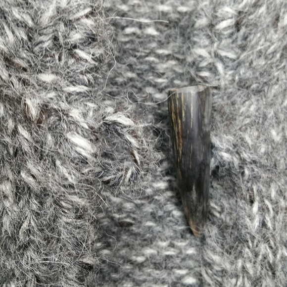 Mira Flores Designs 100% Alpaca Sweater Size Small - Picture 7 of 10